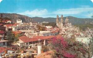 PANORAMICA DE TAXCO DESDE EL HOTEL VICTORIA MEXICO POSTCARD (c. 1960s)
