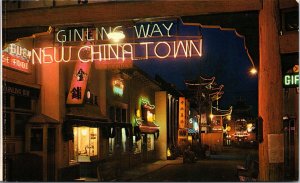 VINTAGE POSTCARD GINLING WAY AT NEW CHINATOWN LOS ANGELES CALIFORNIA 1960s