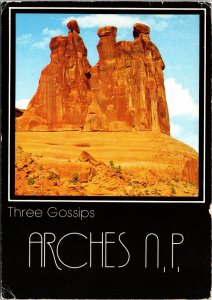 CONTINENTAL SIZE POSTCARD THE THREE GOSSIPS AT ARCHES NATIONAL PARK UTAH