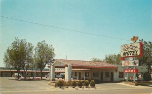 Postcard Arizona Holbrook Western Motel Route 66 1960s Petley 23-3050