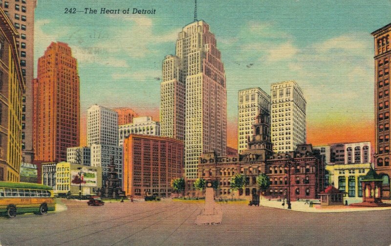 USA The Heart of Detroit 03.82