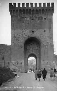 BR40884 Perugia Porta S Angelo   Italy