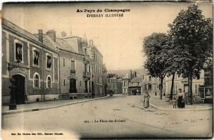 CPA Au Pays du Champagne - ÉPERNAY Illustré - La Place des Archers (245496)