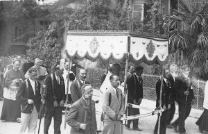 Lot362 2 souvenir de lourdes 1933 real photo Lourdes healing  miracle france