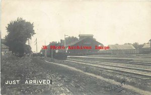 Depot, Illinois, Kirkwood, RPPC, Chicago Burlington & Quincy Railroad Station