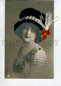 3146721 Lady in HAT vintage PHOTO tinted APPLIQUE by Hand Made