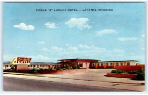LARAMIE, WY Wyoming  ~ Roadside CIRCLE S LUXURY MOTEL c1950s Postcard