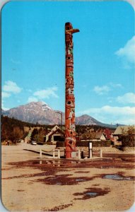 Postcard AB Jasper Totem Pole Main Street Pyramid Mountain Background 1960s K58