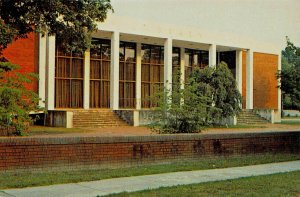 LOUISBURG COLLEGE NORTH CAROLINA~CECIL W ROBBINS LIBRARY POSTCARD