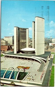 Postcard Canada ONT Toronto Nathan Phillips Square and the New City Hall