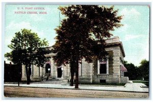 c1910's US Post Office Building Railway Dirt Road Battle Creek Michigan Postcard