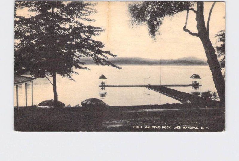 PPC POSTCARD NEW YORK LAKE MAHOPAC HOTEL DOCK BLACK AND WHITE IMAGE