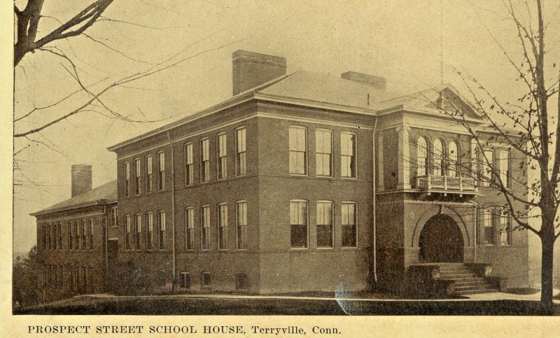 Postcard RPPC View of Prospect Street School House in Terryville, CT.  L3