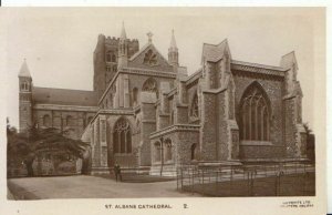 Hertfordshire Postcard - St Albans Cathedral - Real Photograph - Ref 4733A