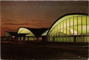 Example of Color Contrast Lambert St. Louis Municipal Airport Postcard PC408