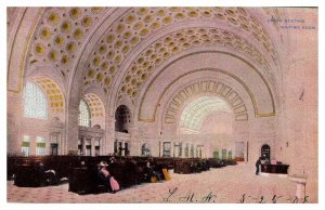 Postcard TRAIN STATION SCENE Washington DC AP6171