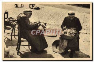 Postcard Folklore Old Lace Dentelliere Clermont Ferrand bobbin lace makers of...