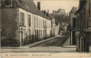 CPA NOGENT-le-ROTROU-Rue St-Laurent (28599)