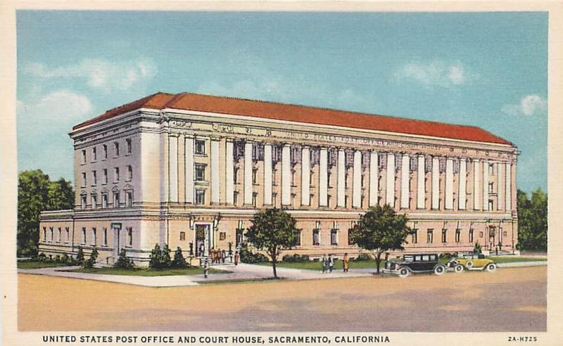 SACRAMENTO, CA California  POST OFFICE & COURTHOUSE c1940s Curteich Postcard