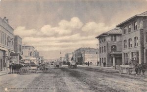 Twin Falls  Idaho Main Street B/W Lithograph Vintage Postcard U5994