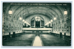 c1940s Interior View of the Sacred Heart of Jesus Christ Milford MA Postcard 