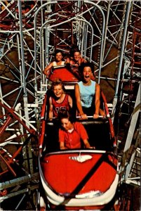 Des Moines IA Iowa ADVENTURELAND AMUSEMENT PARK Roller Coaster 1978 4X6 Postcard