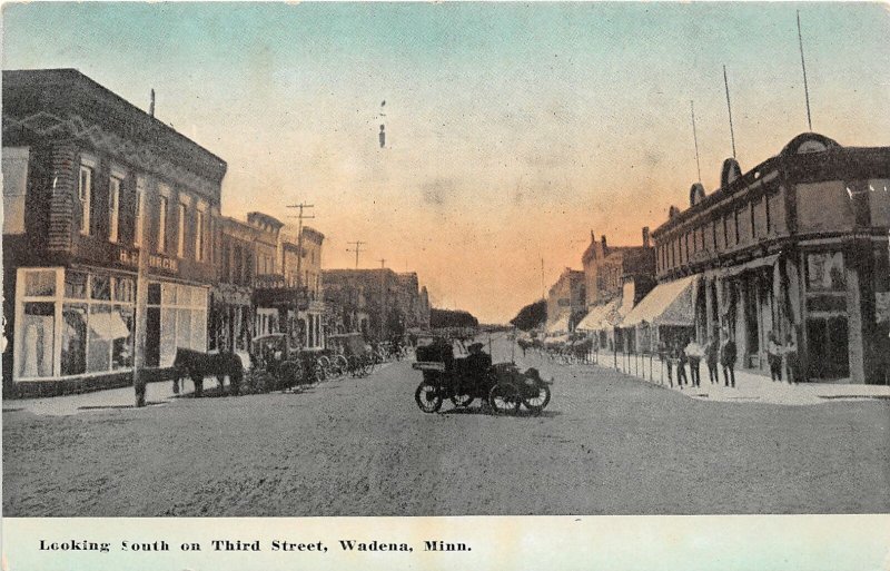 H11/ Wadena Minnesota Postcard c1910 Third Street South Stores Automobile
