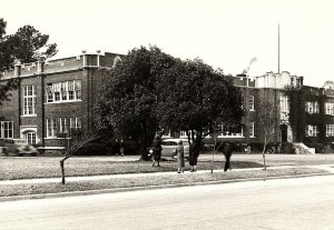 C.1910 RPPC High School, Valdosta, GA Postcard P134 