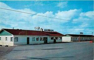 Canada, Quebec, Saint -Roch des Aulnaies, Le Gueuleton Motel & Restaurant, UNIC