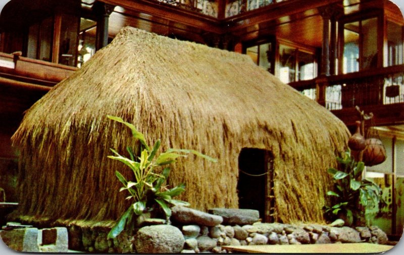 Hawaii Honolulu BIshop Museum Hawaiian Hall Grass House