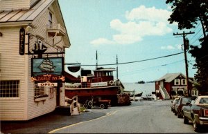 Maine Boothbay Harbor Tugboat Inn Restaurant Lounge and Marina