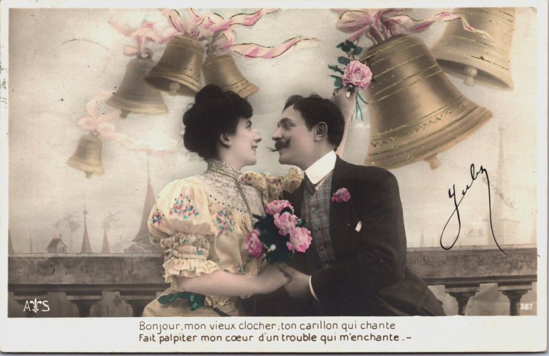 Romantic Couple Bonjour Mon Vieux Clocher Vintage RPPC C118