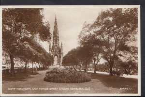 Scotland Postcard- Scott Monument, East Princes Street Gardens, Edinburgh RS2424