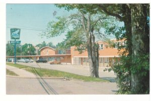 The Cape Bretoner Motel, Sydney, Nova Scotia, Vintage Chrome Postcard