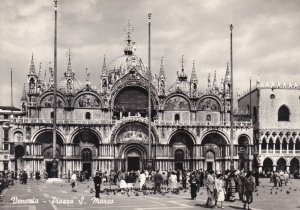 Italy Venezia Piazza San Marco 1965