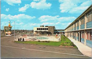 Holiday Inn Horseheads New York Chrome Postcard C097