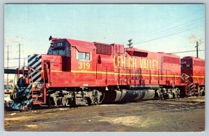 Lehigh Valley No 319 GP38-2 Locomotive, 1972, Newark NJ, Vintage Chrome Postcard