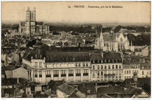 CPA TROYES Panorama pris de la Madeleine (723289)