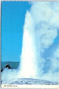 Postcard - Old Faithful Geyser, Yellowstone National Park, Wyoming, USA