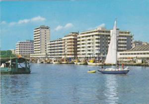 Italy Postcard 1979 Pescara to Germany 1984 Pescara Along the river N. 6.