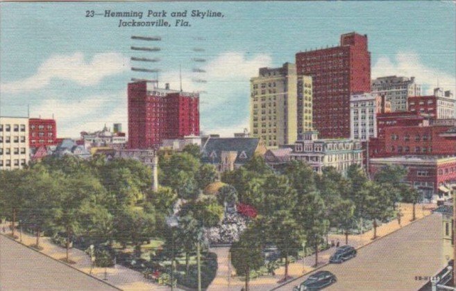 Florida Jacksonville Hemming Park and Skyline 1950 Curteich