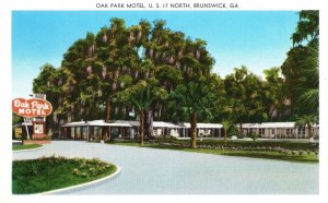 Hotel Rooms Winter & Summer Oak Park Motel Brunswick Georgia GA Postcard