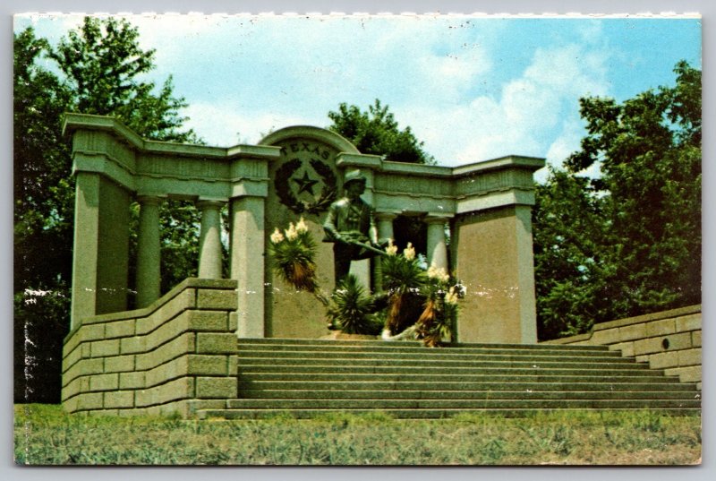 Vicksburg National Military Park Texas Monument TX Postcard UNP VTG Plastichrome