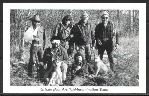 Humour - Grizzly Bear Artificial-Insemination Team! - [MX-392]