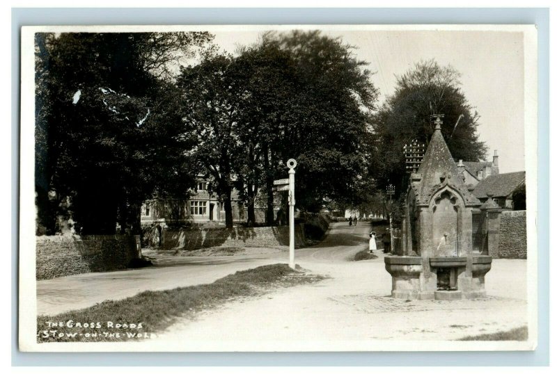 C. 1910-20 RPPC Cross Roads, Stow on the Wold Postcards P177