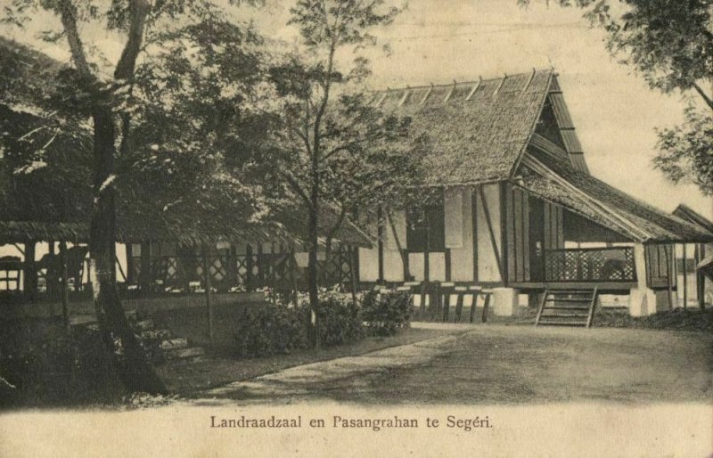 indonesia, CELEBES SULAWESI SEGÉRI, Landraadzaal en Pasangrahan (1899) Postcard