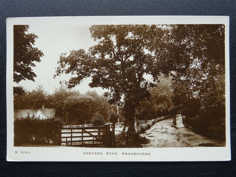 Hertfordshire BROXBOURNE Osborne Road - Old RP Postcard by Kingsway