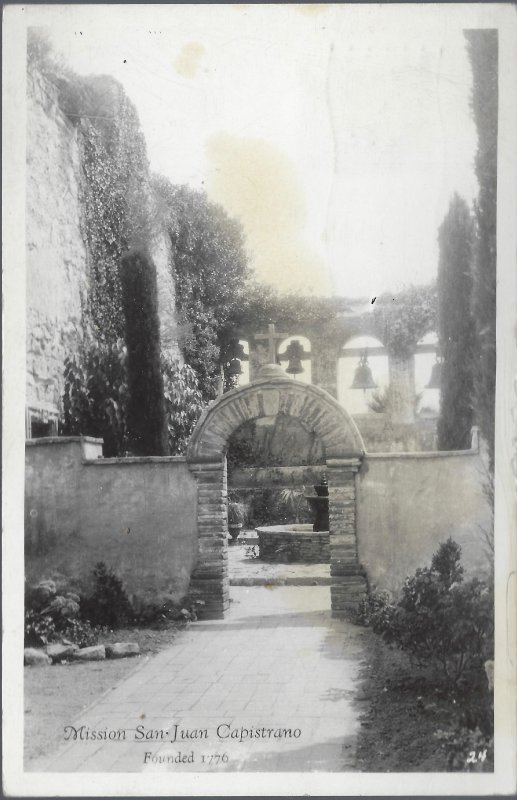 RPPC MISSION SAN JUAN CAPISTRANO 1947