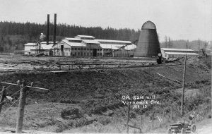 Postcard RPPC C-1910 Veronia Oregon Logging lumber sawmill OR24-618