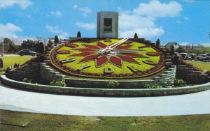 Sir Adam Beck Floral Clock, Queenston, Niagra Falls, Ontario, Canada, 60´s-8...